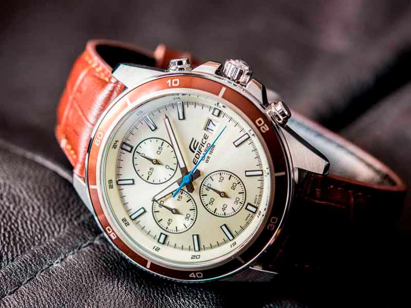 Casio EFR-526L-7B Casio EFR-526L-7B