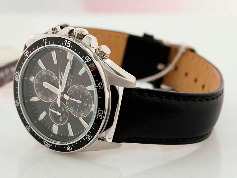 Casio EFR-546L-1A Casio EFR-546L-1A
