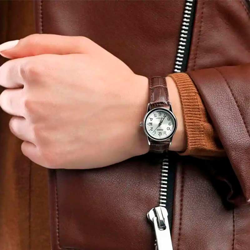 Casio LTP-V002L-7B2UDF Casio LTP-V002L-7B2UDF