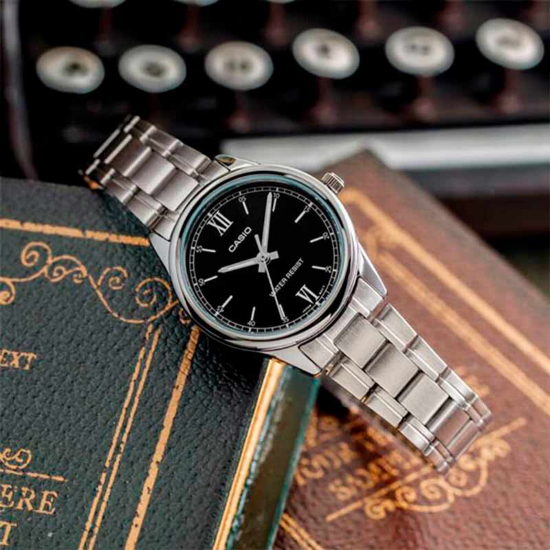 Casio LTP-V005D-1B2 Casio LTP-V005D-1B2