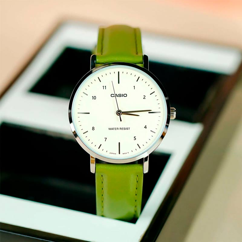Casio LTP-VT03L-3B Casio LTP-VT03L-3B