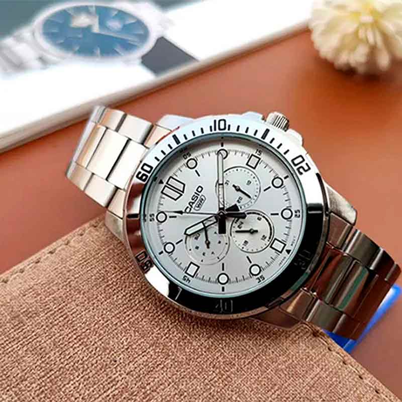 Casio MTP-VD300D-7E Casio MTP-VD300D-7E