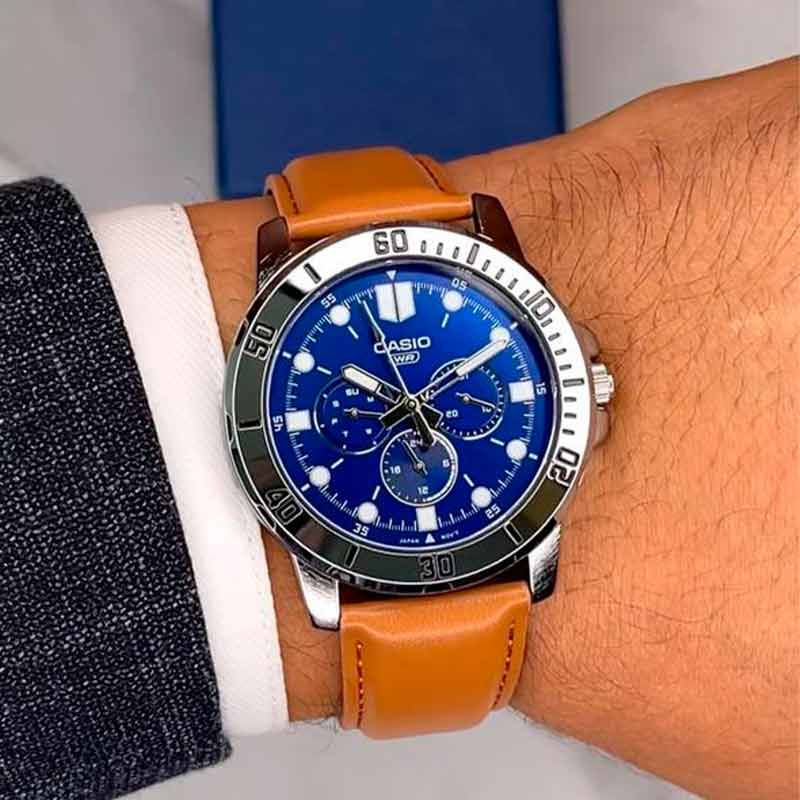 Casio MTP-VD300L-2E Casio MTP-VD300L-2E