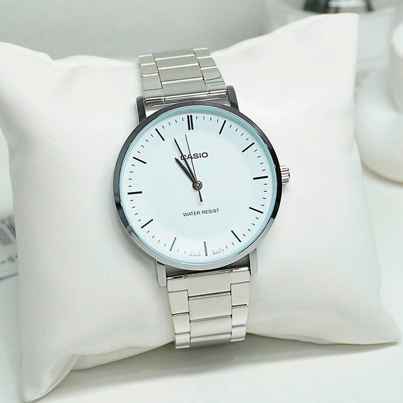 Casio MTP-VT04D-7E Casio MTP-VT04D-7E